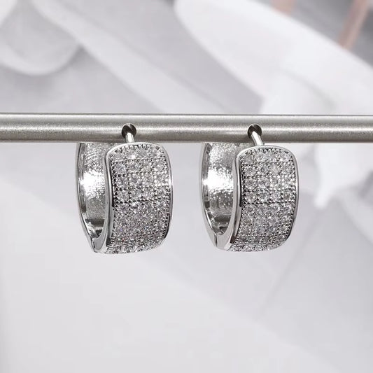 High-End Hoop Earrings Exquisite Shiny Zircon Couple Ear Buckle Men and Women Simple Fashion round Ear Jewelry